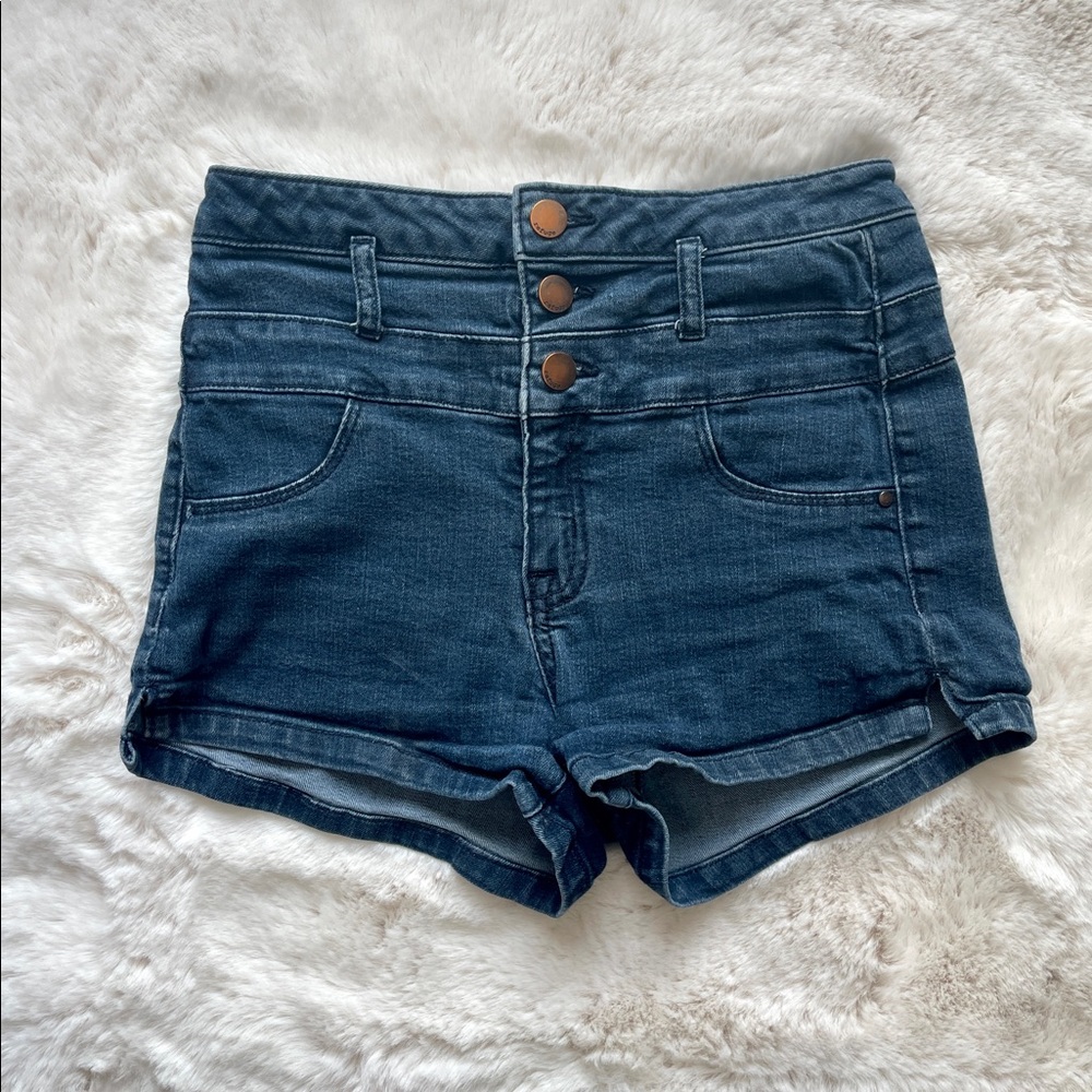 Refuge Shorts Size 0